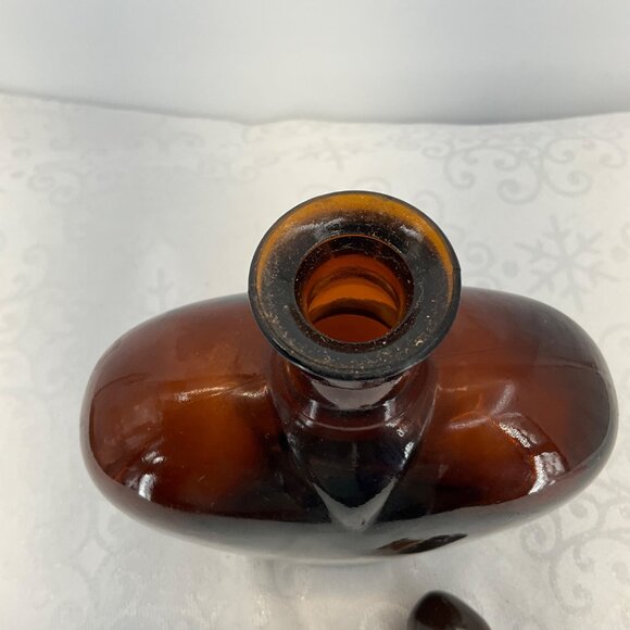 Vintage Paul Masson Heart-Shaped Brown Glass Decanter - Picture 5 of 6